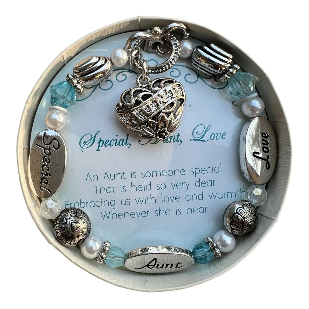 NIB Expressively Yours Aunt Bracelet